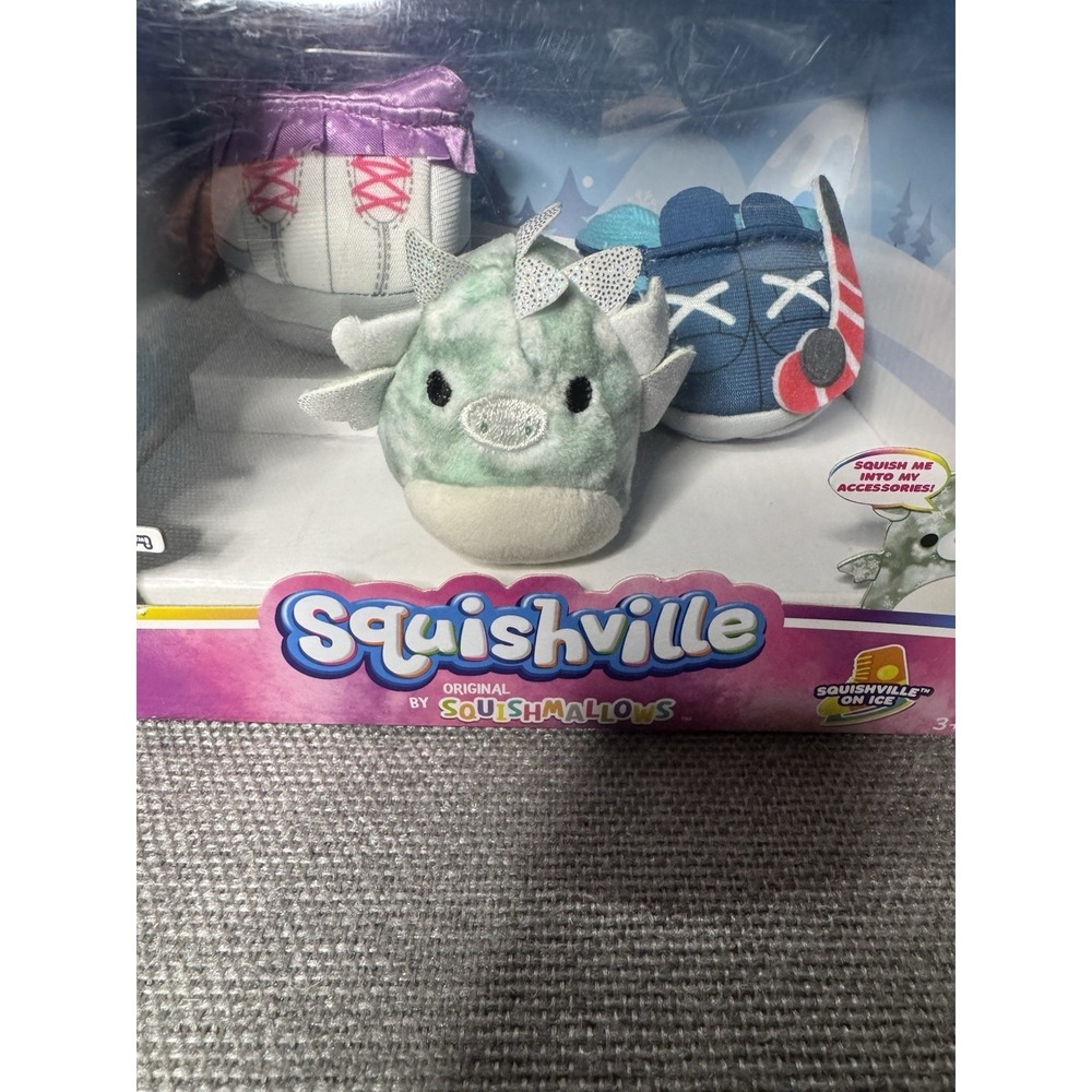 squishville squishmallow Mini Dragon With Accessories Sneakers And Snowshoes